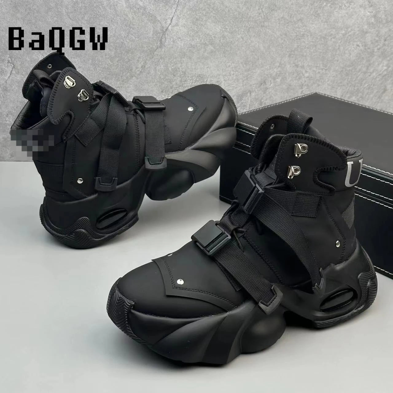 Fashion Brand Designer Whtie Thick Bottom Casual Board Shoes for Men Flats Loafers Sports Walking Luxury Sneakers Zapatos Hombre