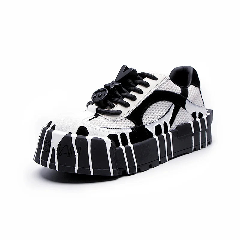 The 2025 summer new fashion design thick-soled board shoes for men and black and white two-tone casual shoes for men