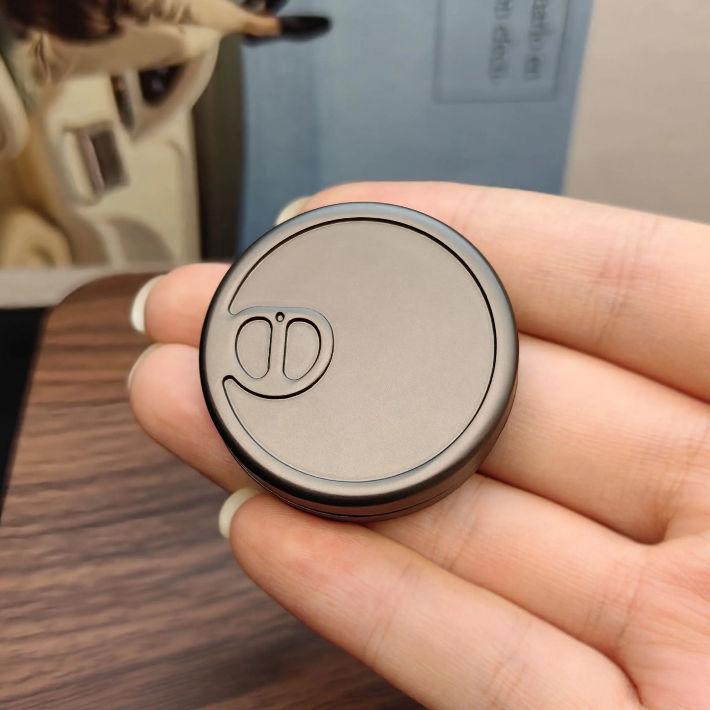 EDC Fidget Sliders Fidget Coin EDC Adult Decompression Toy Fidget Toys Stress Relief For Adults Magnetic Metal Fidget Spinner