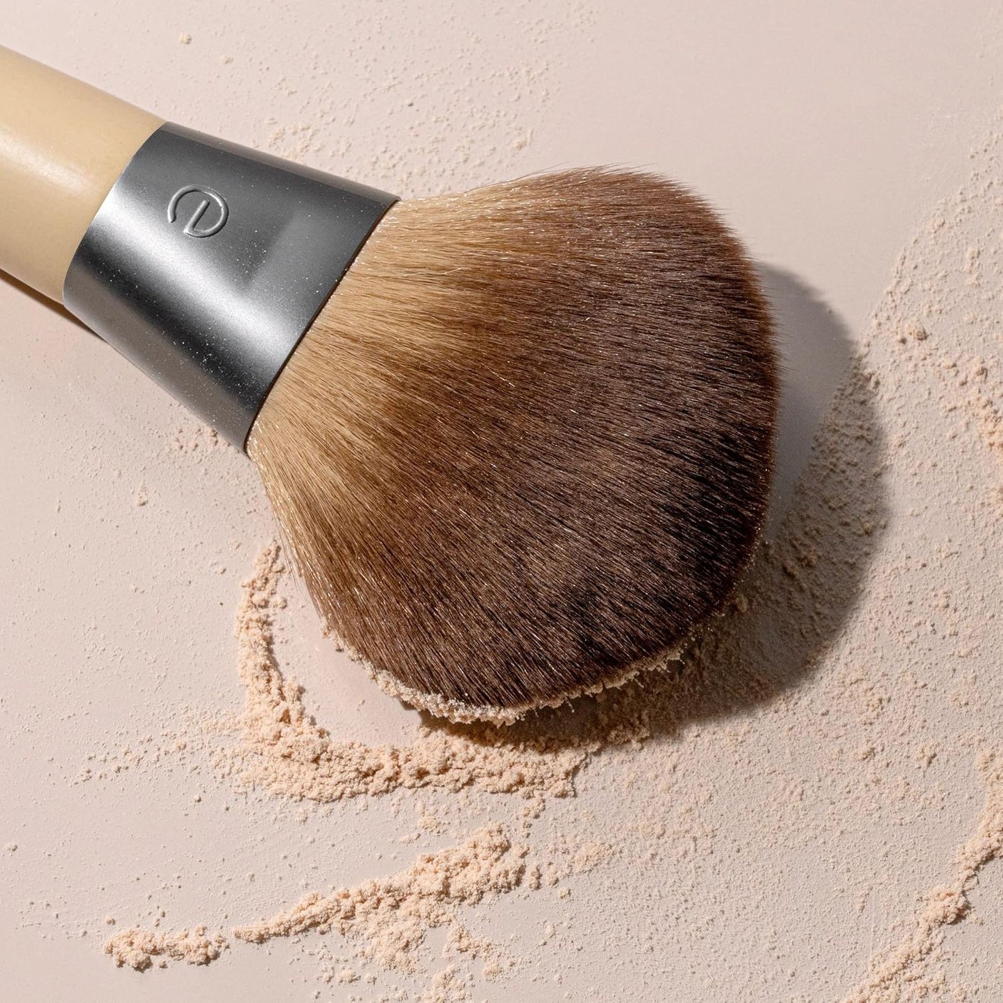 Blurring Powder Makeup Brush, for Loose & Pressed Powder, Large Makeup Brush for All-Over Application, Fluffy, Synthetic Bristles, Eco Friendly, Cruelty-Free, & Vegan, 1 Count