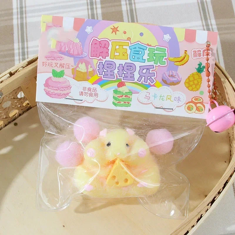 New Cute Interesting Yellow White Hamster Squeeze Toy Silicone Pinch Decompression Toy For Kids Gift Stress Reliever Toys