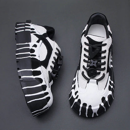 The 2025 summer new fashion design thick-soled board shoes for men and black and white two-tone casual shoes for men