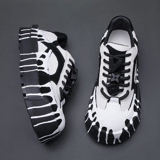 The 2025 summer new fashion design thick-soled board shoes for men and black and white two-tone casual shoes for men