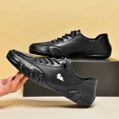 Men Casual Outdoor Fashion Sneakers Soft Leather Sneakers High Top Luxury Men Classic Walking Shoes Winter Motocross Boots 35-50